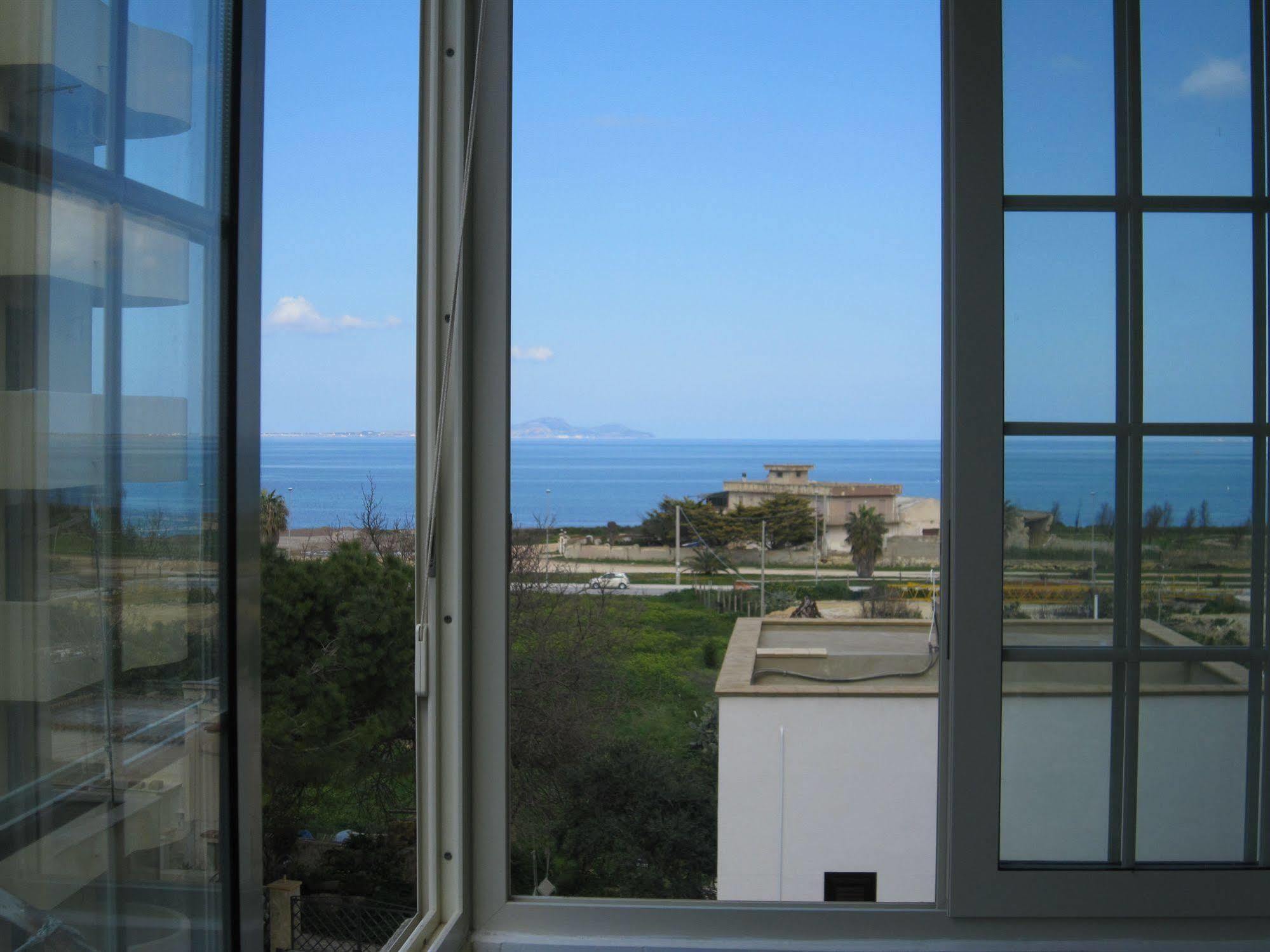 La Salinella Apartment Marsala Bagian luar foto